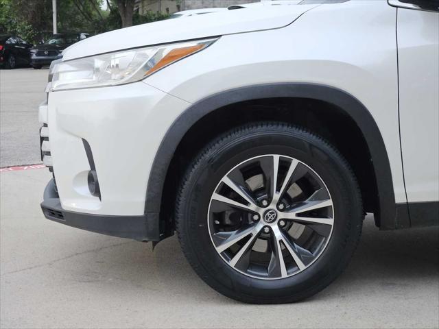 used 2019 Toyota Highlander car, priced at $18,401
