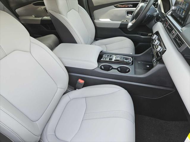 new 2025 Honda Pilot car, priced at $53,225