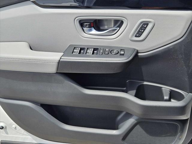 new 2025 Honda Pilot car, priced at $53,225