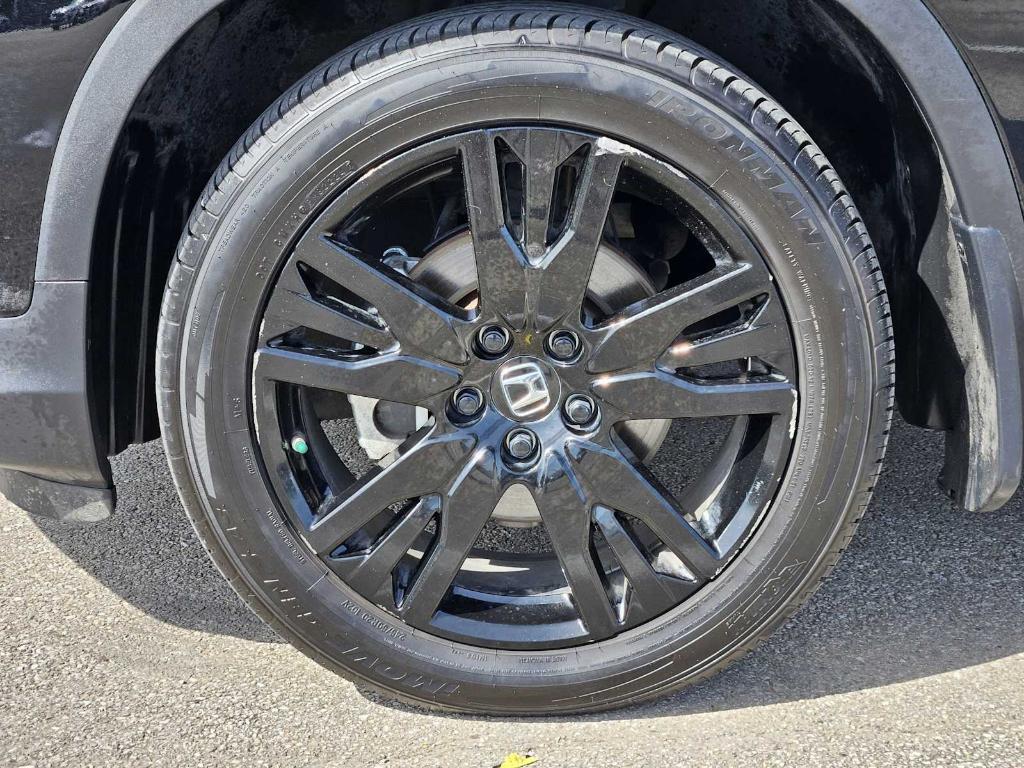 used 2022 Honda Pilot car, priced at $27,664