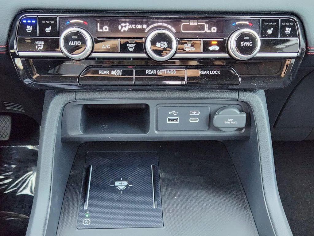 new 2025 Honda Pilot car, priced at $56,530