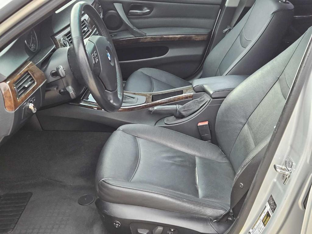 used 2009 BMW 328 car, priced at $7,999