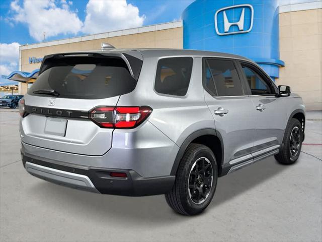 new 2025 Honda Pilot car, priced at $49,250