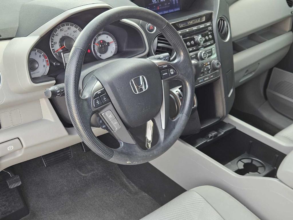 used 2015 Honda Pilot car, priced at $17,616