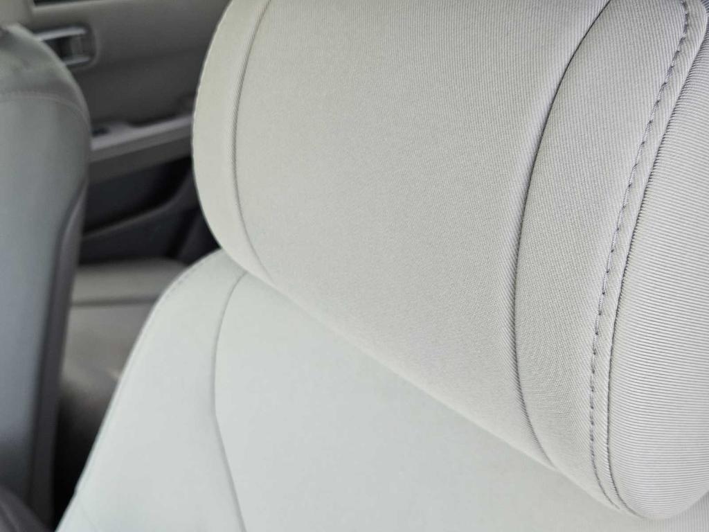 used 2015 Honda Pilot car, priced at $17,616