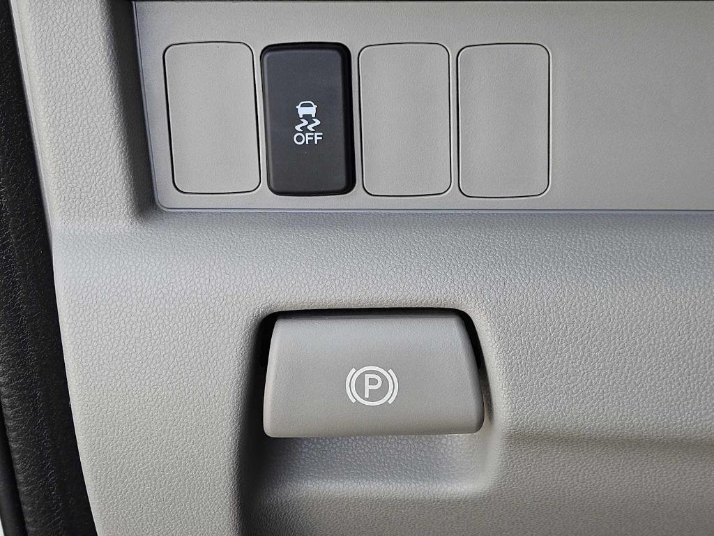 used 2015 Honda Pilot car, priced at $17,616