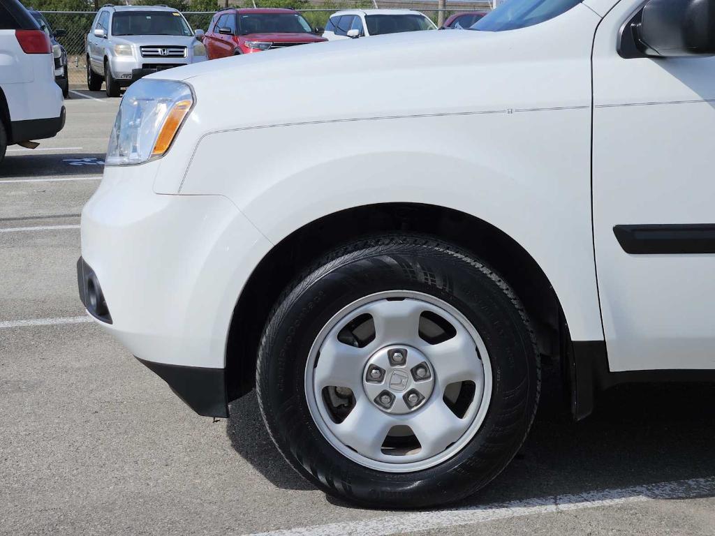 used 2015 Honda Pilot car, priced at $17,616