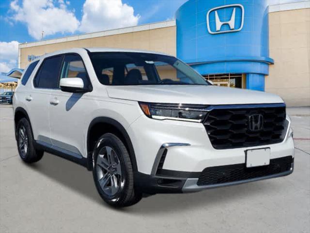 new 2025 Honda Pilot car, priced at $46,080