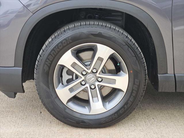 used 2025 Honda Pilot car, priced at $42,651