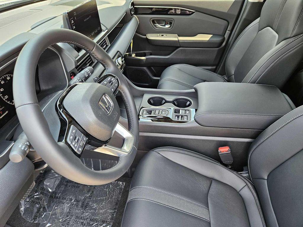 new 2025 Honda Pilot car, priced at $50,135