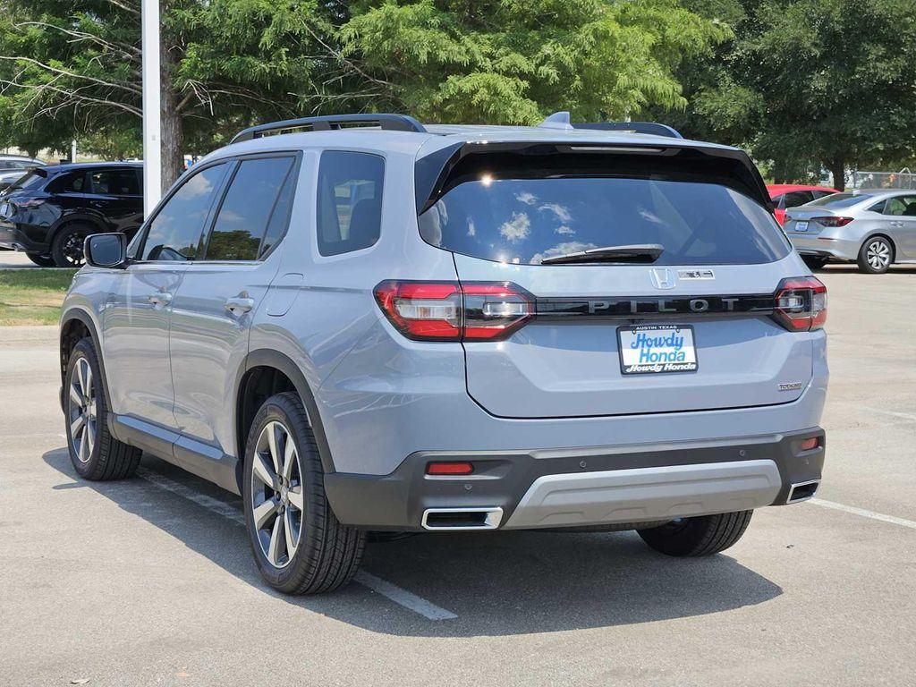 new 2025 Honda Pilot car, priced at $50,135