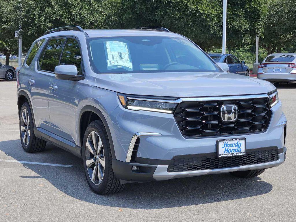 new 2025 Honda Pilot car, priced at $50,135
