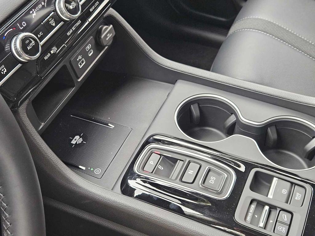 new 2025 Honda Pilot car, priced at $50,850