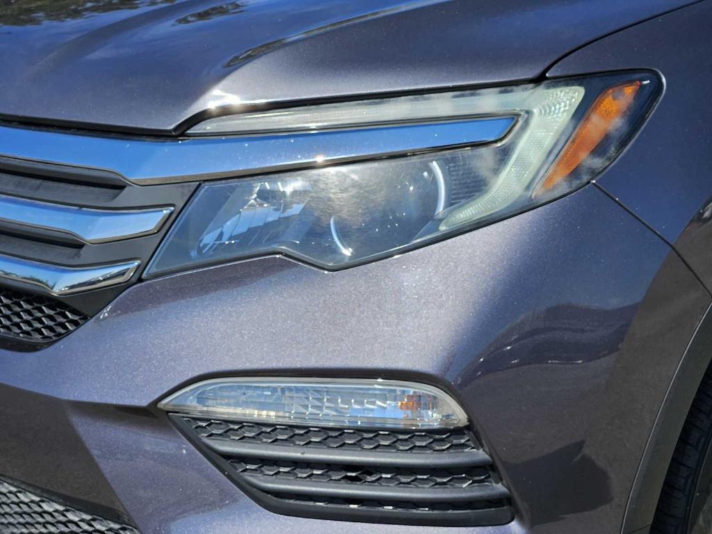 used 2018 Honda Pilot car, priced at $23,111