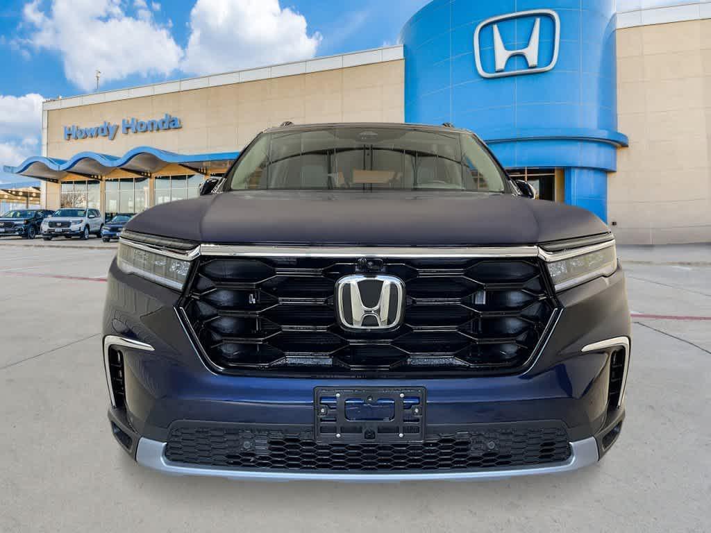 new 2025 Honda Pilot car, priced at $54,530