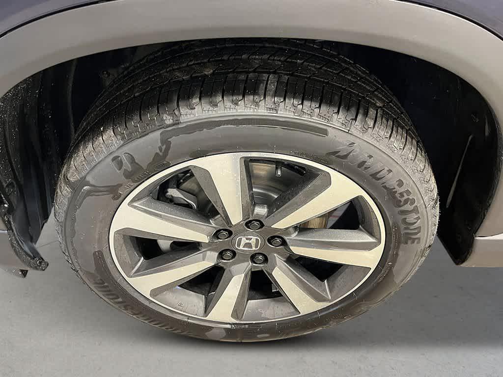 new 2025 Honda Pilot car, priced at $54,530
