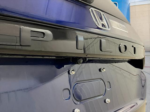 new 2025 Honda Pilot car, priced at $54,530