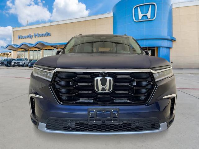 new 2025 Honda Pilot car, priced at $54,530