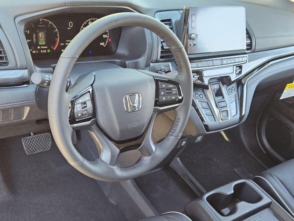 new 2026 Honda Odyssey car, priced at $53,190