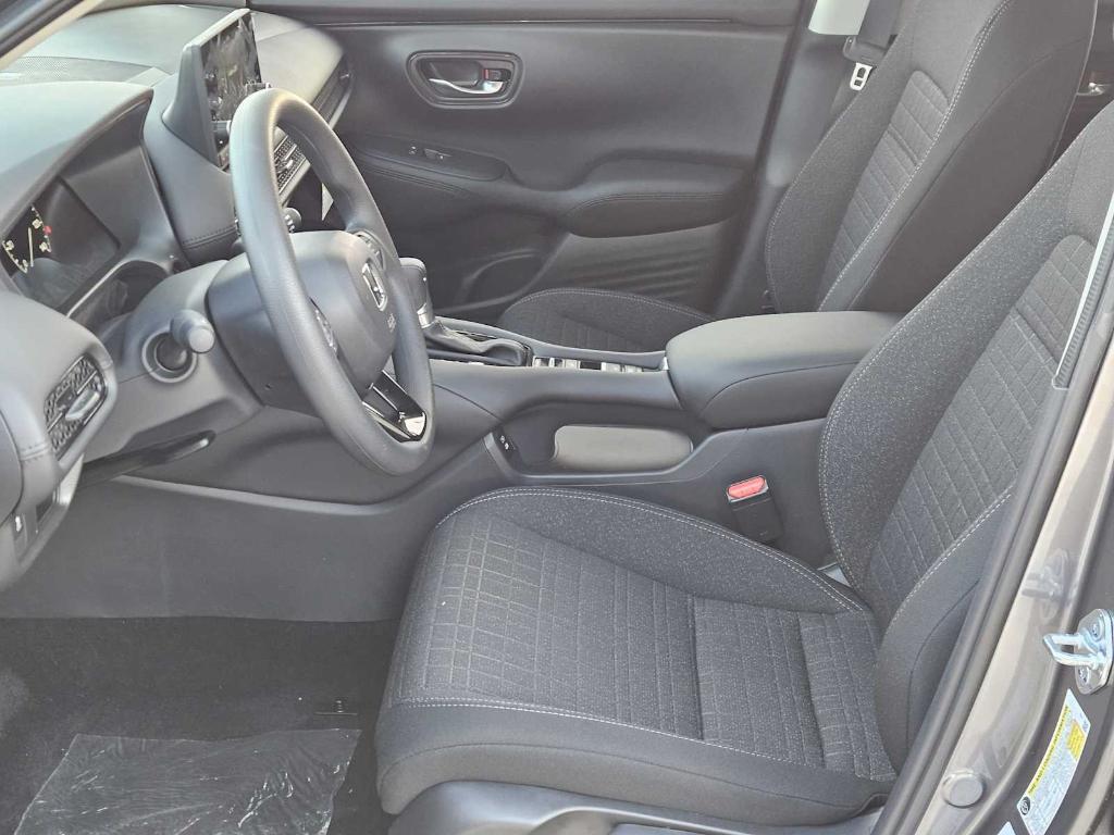 new 2025 Honda HR-V car, priced at $28,295