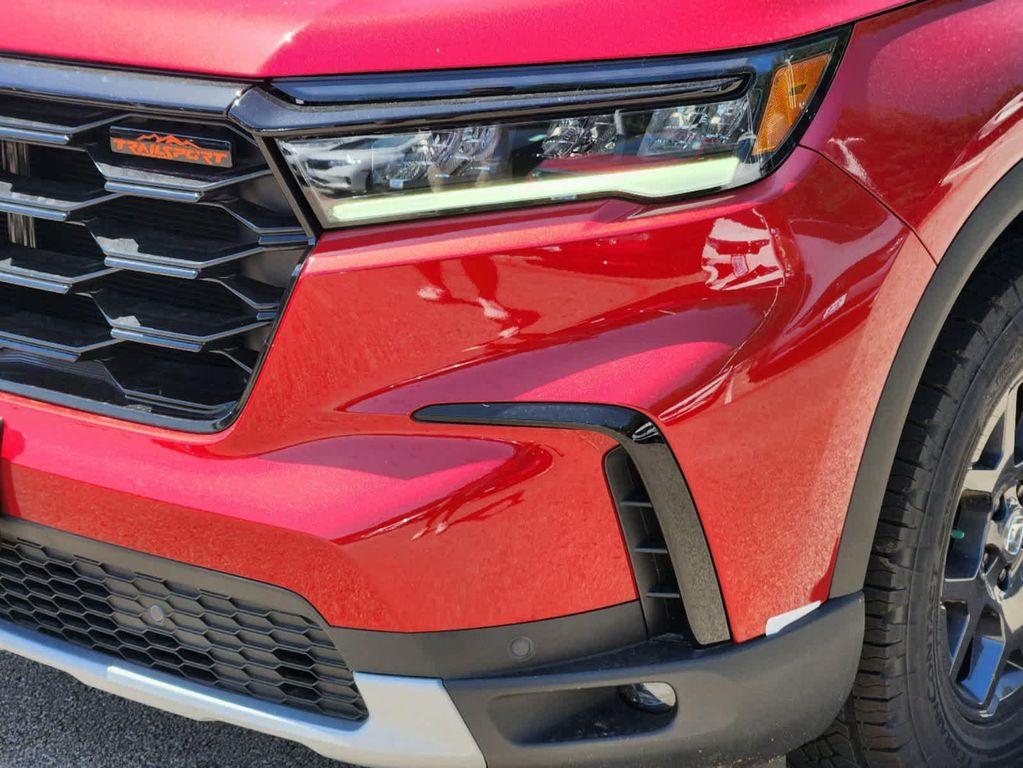 new 2025 Honda Pilot car, priced at $51,350