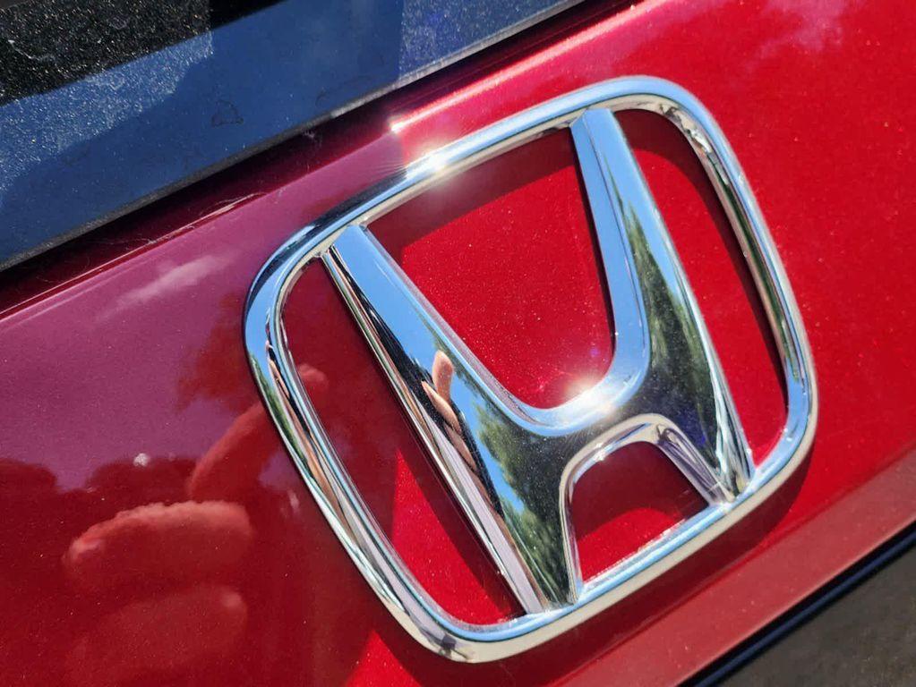 new 2025 Honda Pilot car, priced at $51,350