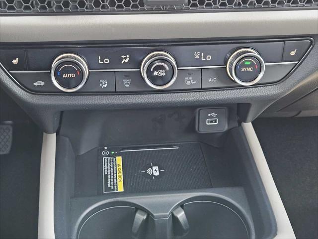 used 2025 Honda HR-V car, priced at $29,029