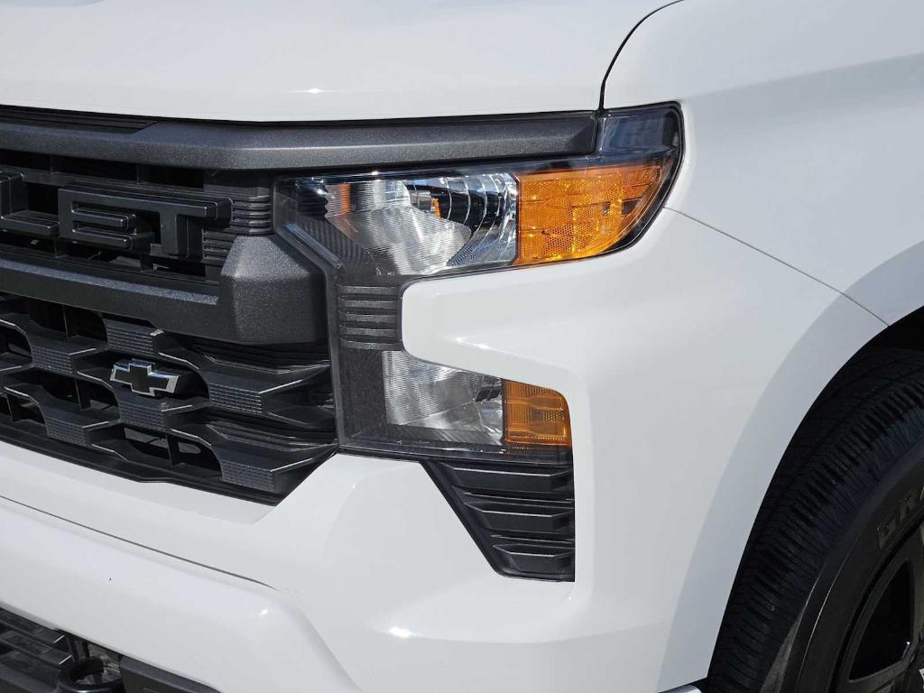 used 2024 Chevrolet Silverado 1500 car, priced at $35,999