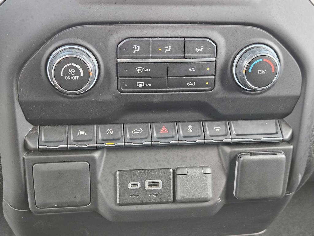 used 2024 Chevrolet Silverado 1500 car, priced at $35,999