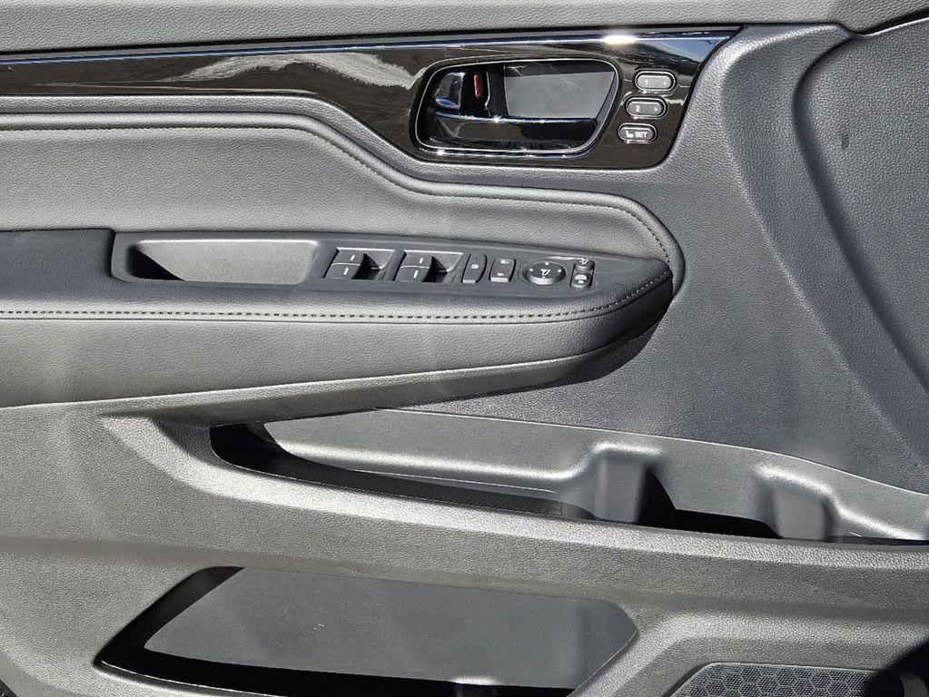 new 2026 Honda Odyssey car, priced at $53,190
