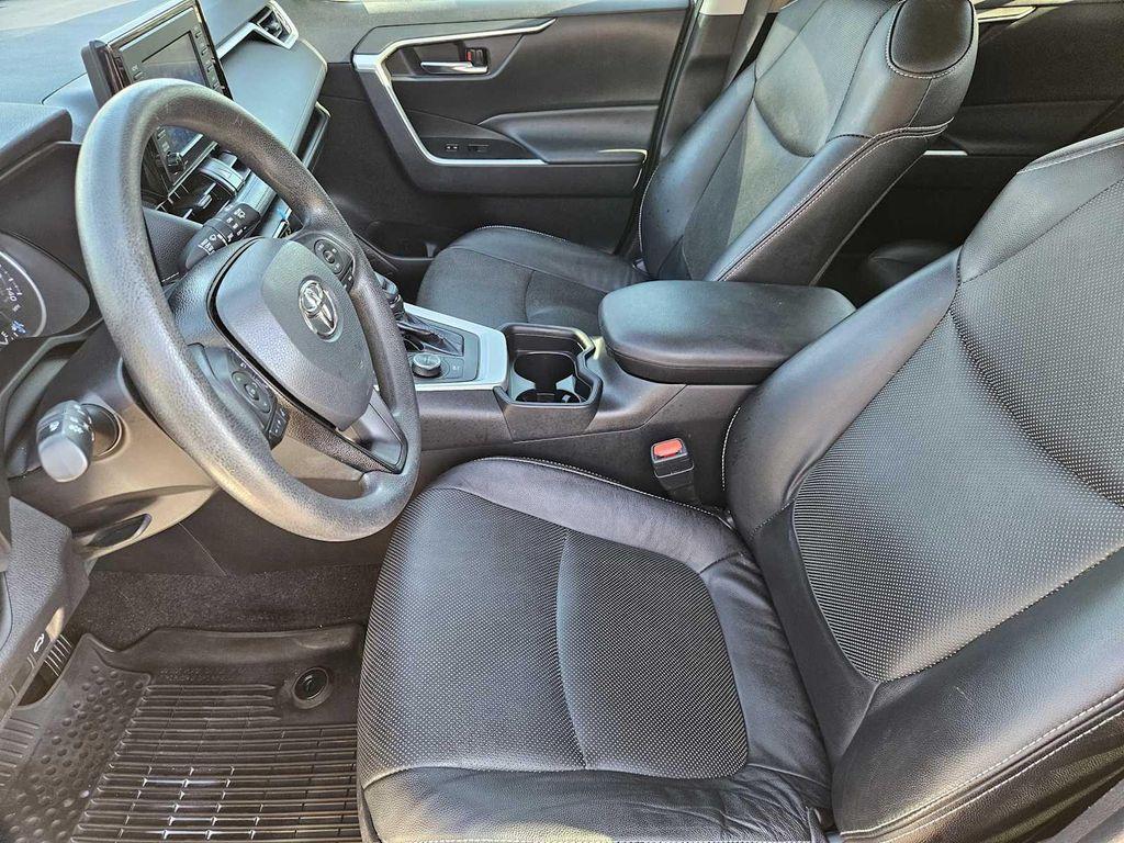 used 2021 Toyota RAV4 Hybrid car, priced at $26,661