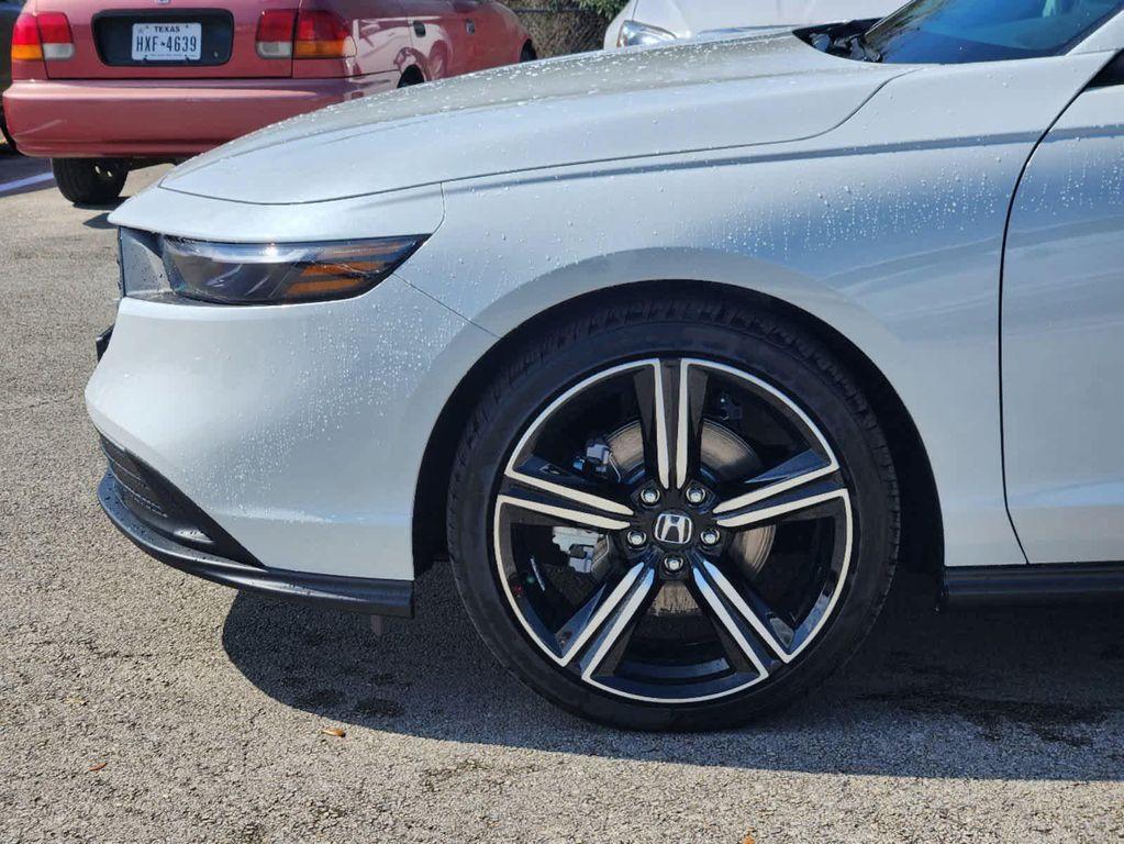 new 2025 Honda Accord Hybrid car, priced at $35,260