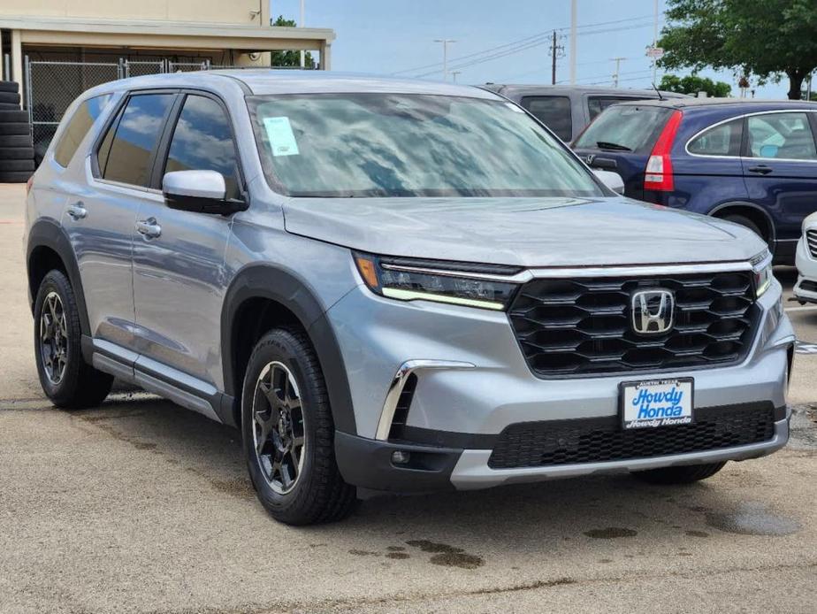 new 2025 Honda Pilot car, priced at $47,245