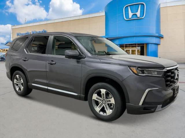 new 2025 Honda Pilot car, priced at $47,725