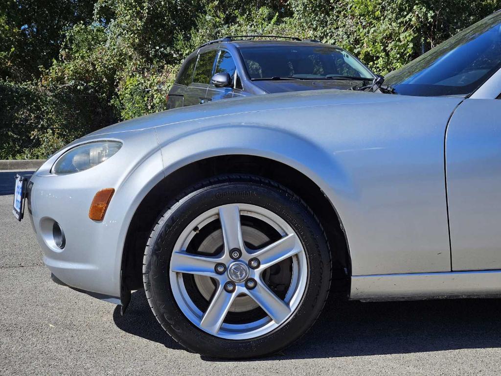 used 2007 Mazda MX-5 Miata car, priced at $8,497