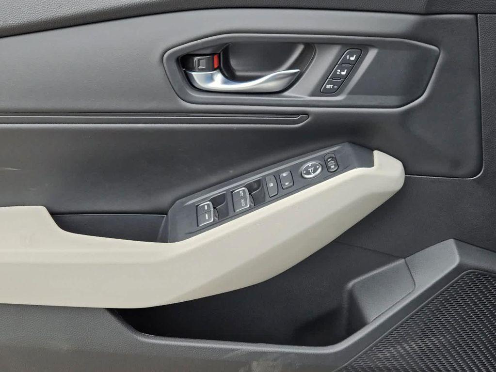 new 2025 Honda Accord Hybrid car, priced at $36,590