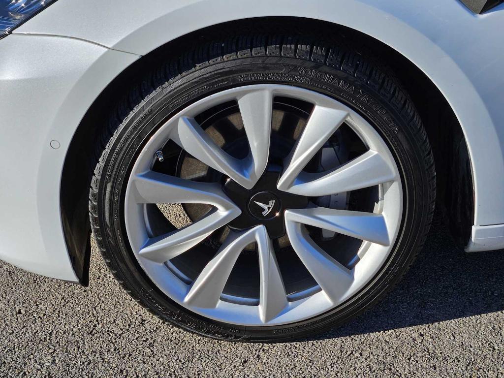 used 2018 Tesla Model 3 car, priced at $22,529