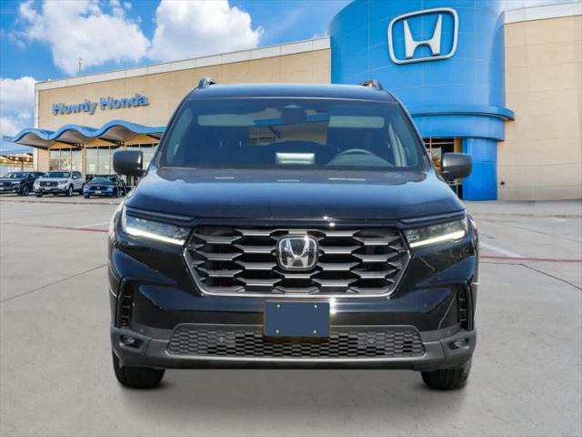 new 2025 Honda Pilot car, priced at $43,695