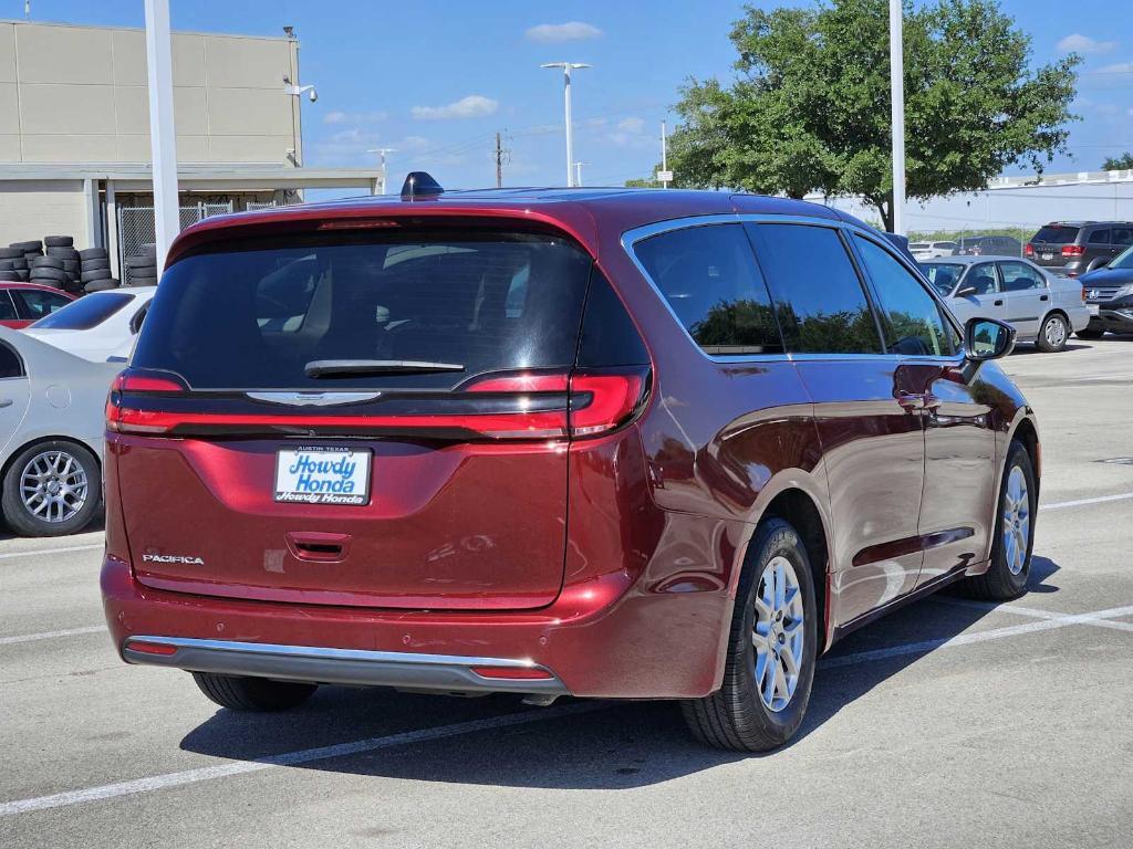 used 2023 Chrysler Pacifica car, priced at $18,526