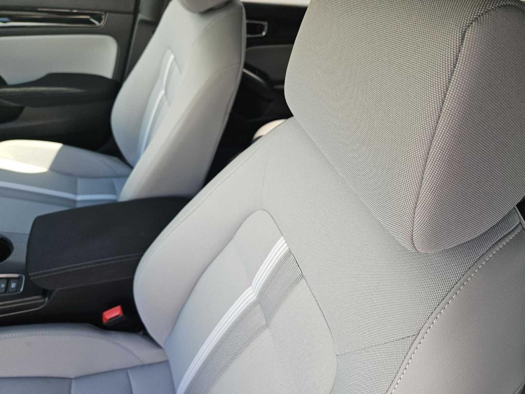 used 2025 Honda Civic Hybrid car, priced at $29,141