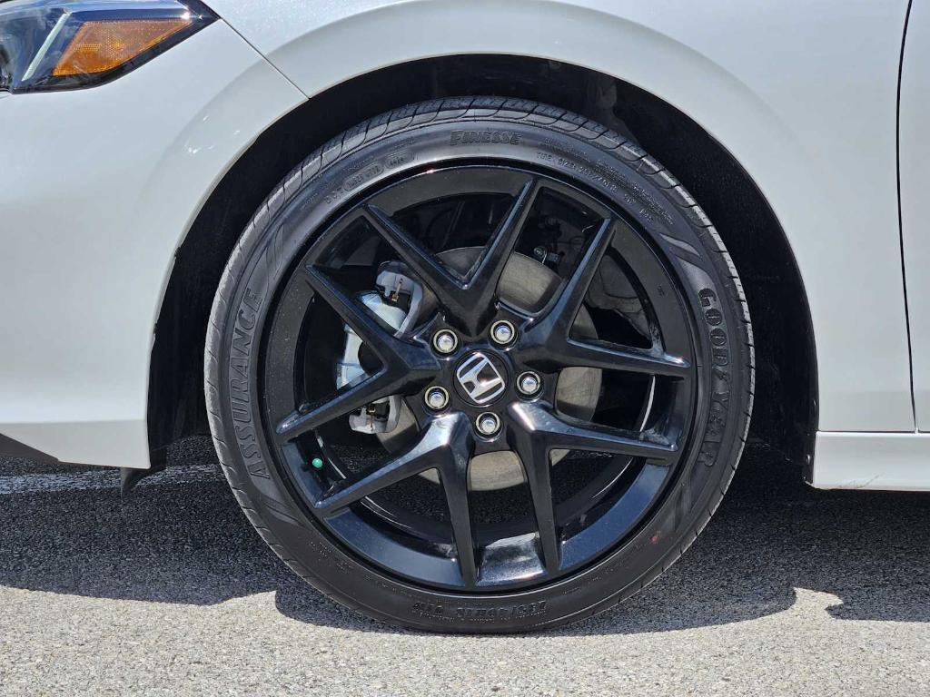 used 2025 Honda Civic Hybrid car, priced at $29,141
