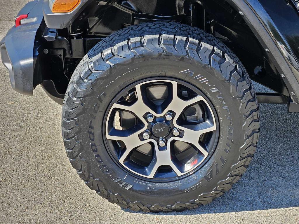 used 2021 Jeep Wrangler Unlimited car, priced at $38,805