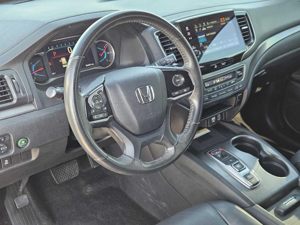 used 2022 Honda Pilot car, priced at $27,505
