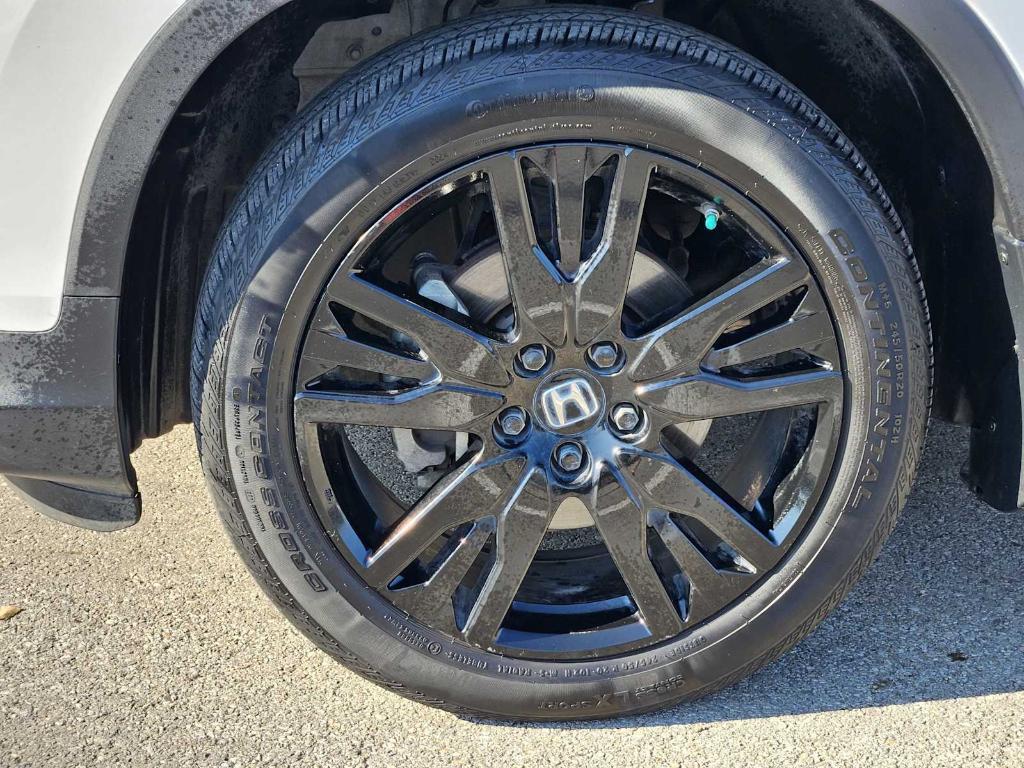 used 2022 Honda Pilot car, priced at $27,505