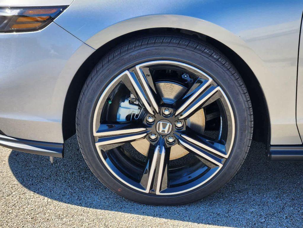 new 2025 Honda Accord Hybrid car, priced at $34,850