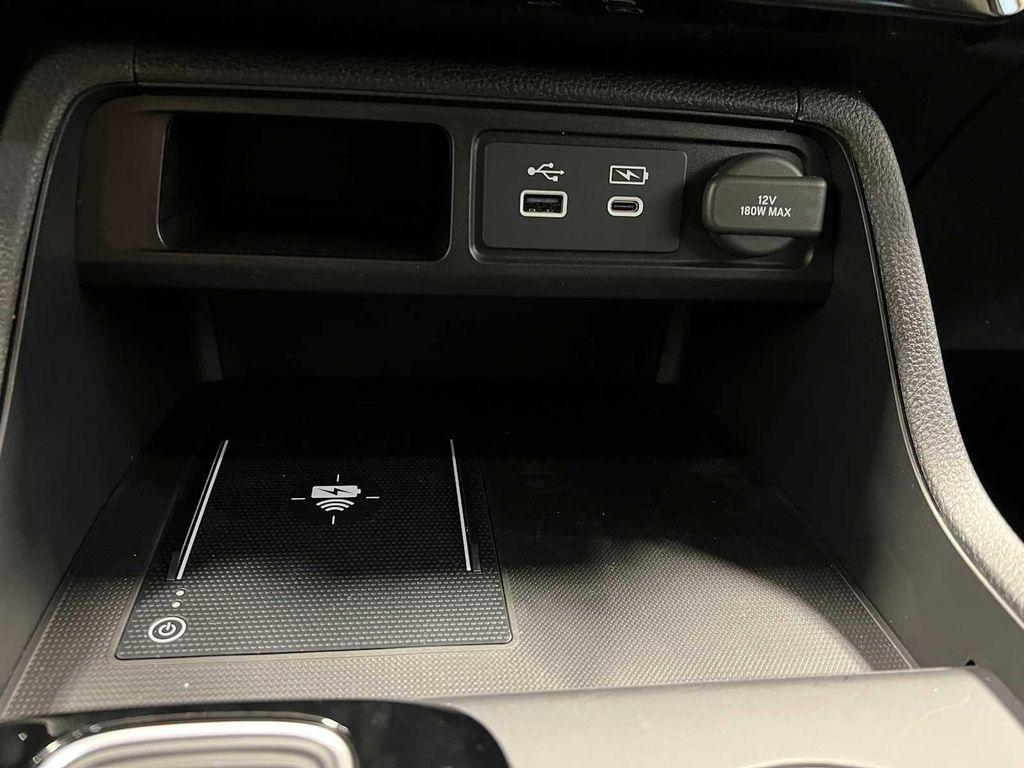 new 2025 Honda Pilot car, priced at $55,760