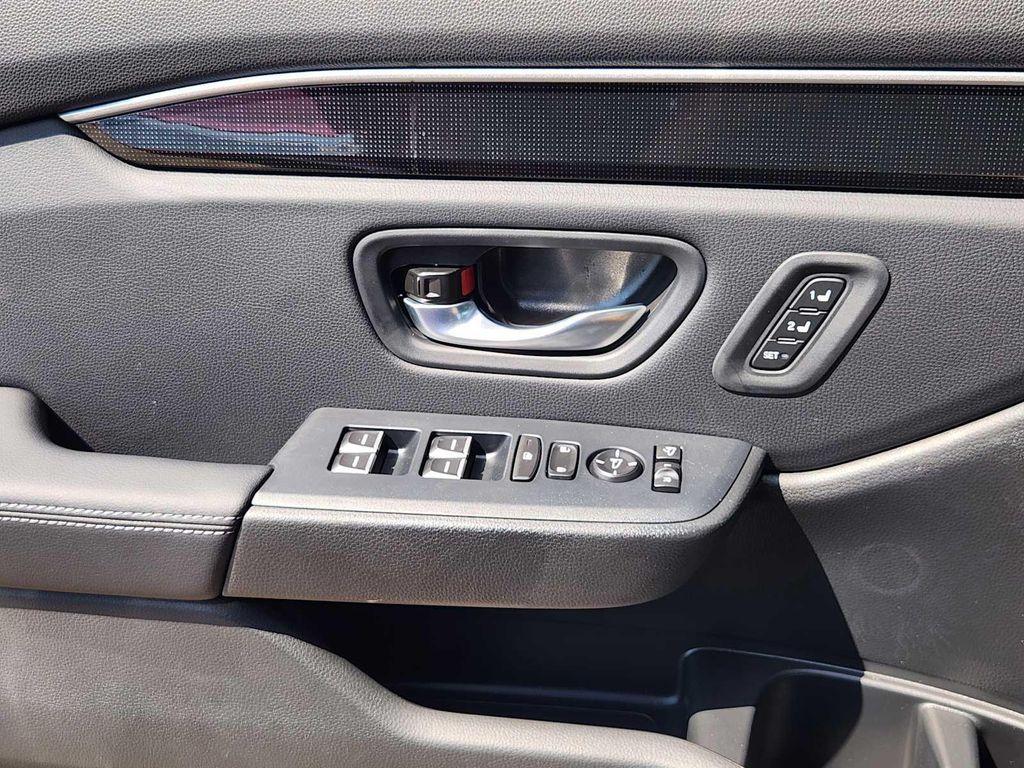 new 2025 Honda Pilot car, priced at $55,760