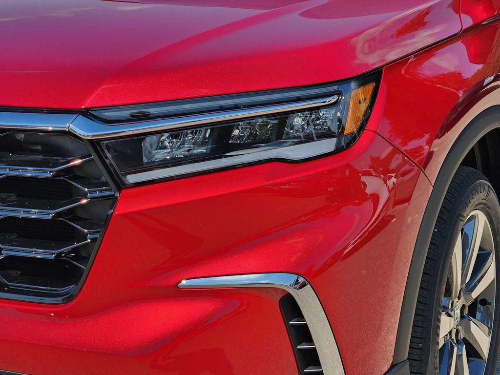 new 2025 Honda Pilot car, priced at $55,760