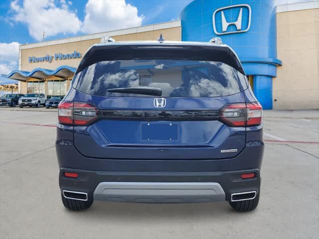 new 2025 Honda Pilot car, priced at $50,670