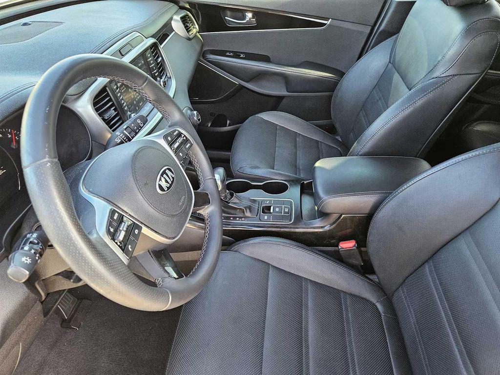 used 2019 Kia Sorento car, priced at $20,294